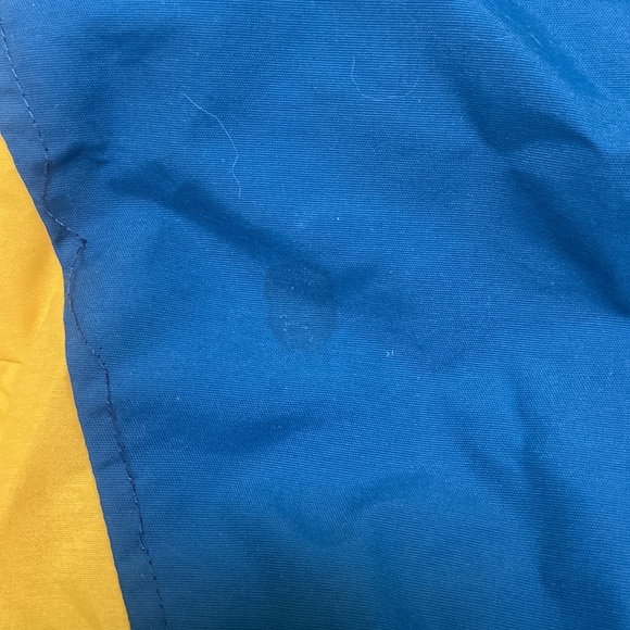 ASICS windbreaker - Picture 6 of 7